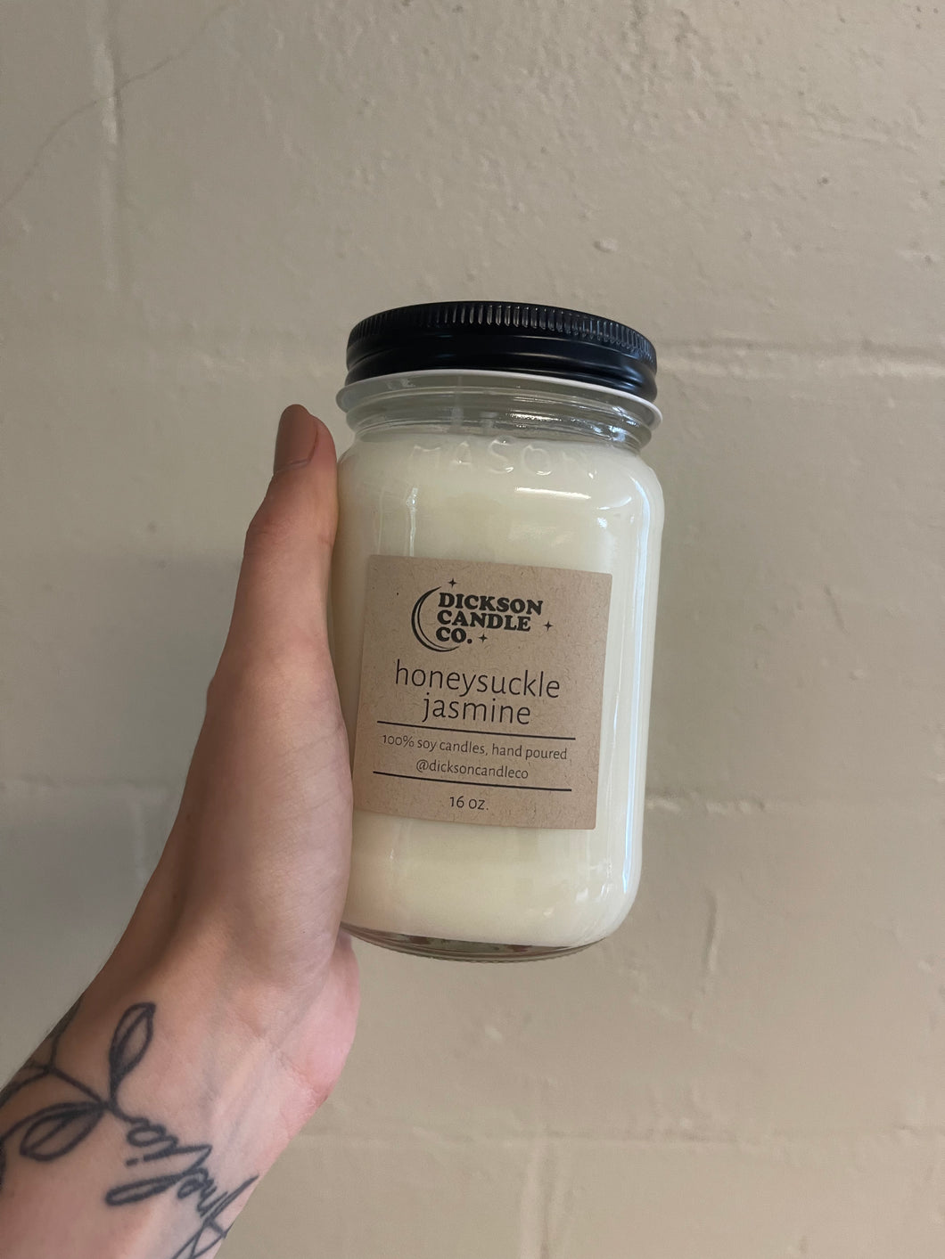 16 oz. Honeysuckle Jasmine - Discounted